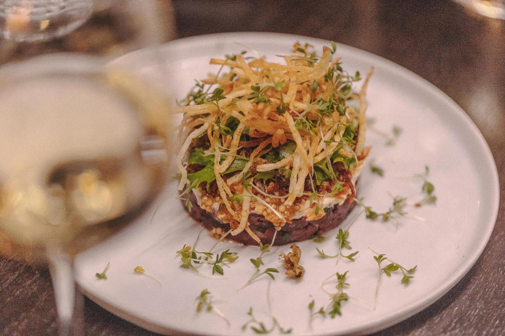 Hotel Pigalle Göteborg Exteriér fotografie A plate of Okonomiyaki