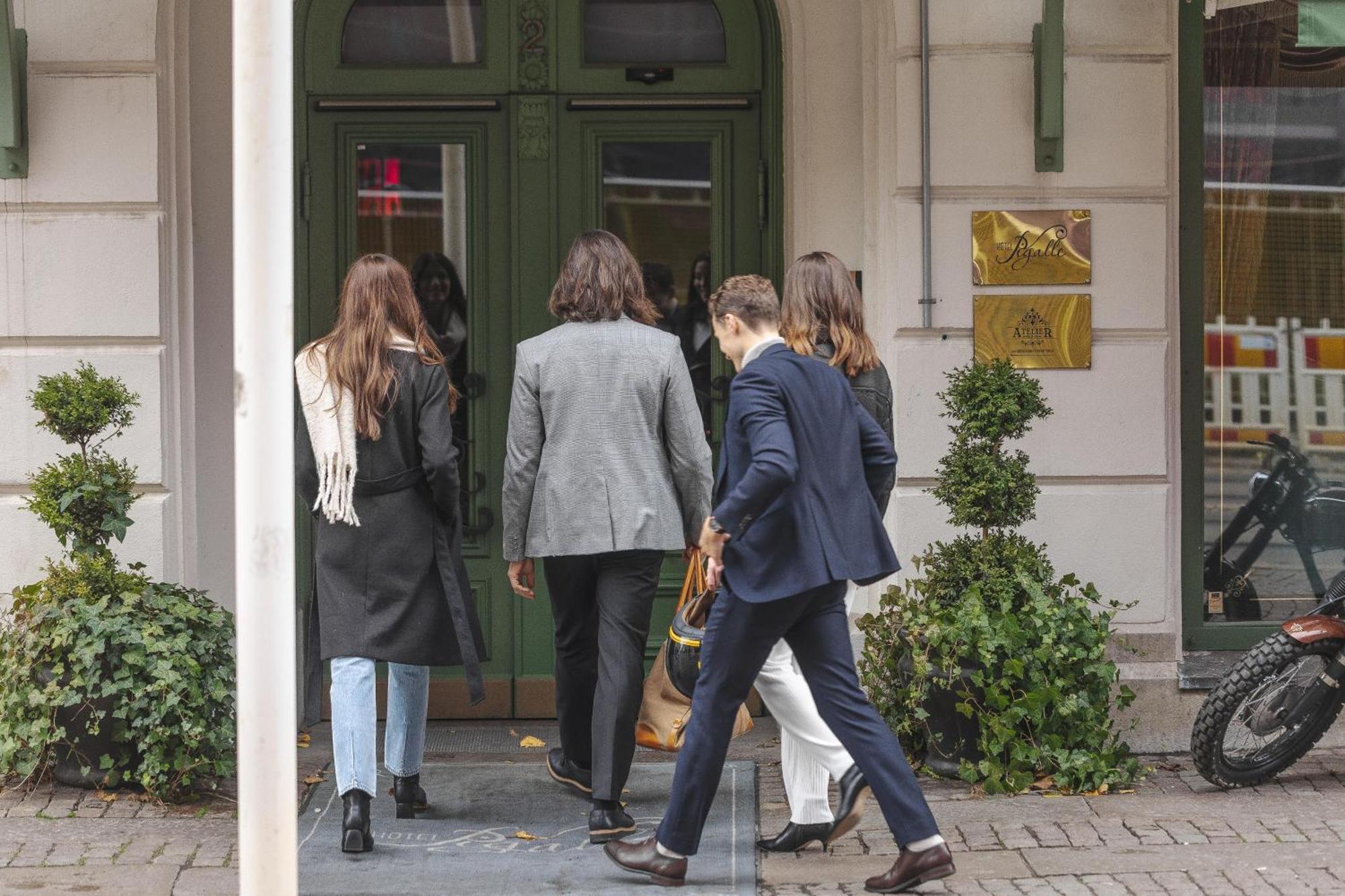 Hotel Pigalle Göteborg Exteriér fotografie The band in 2019