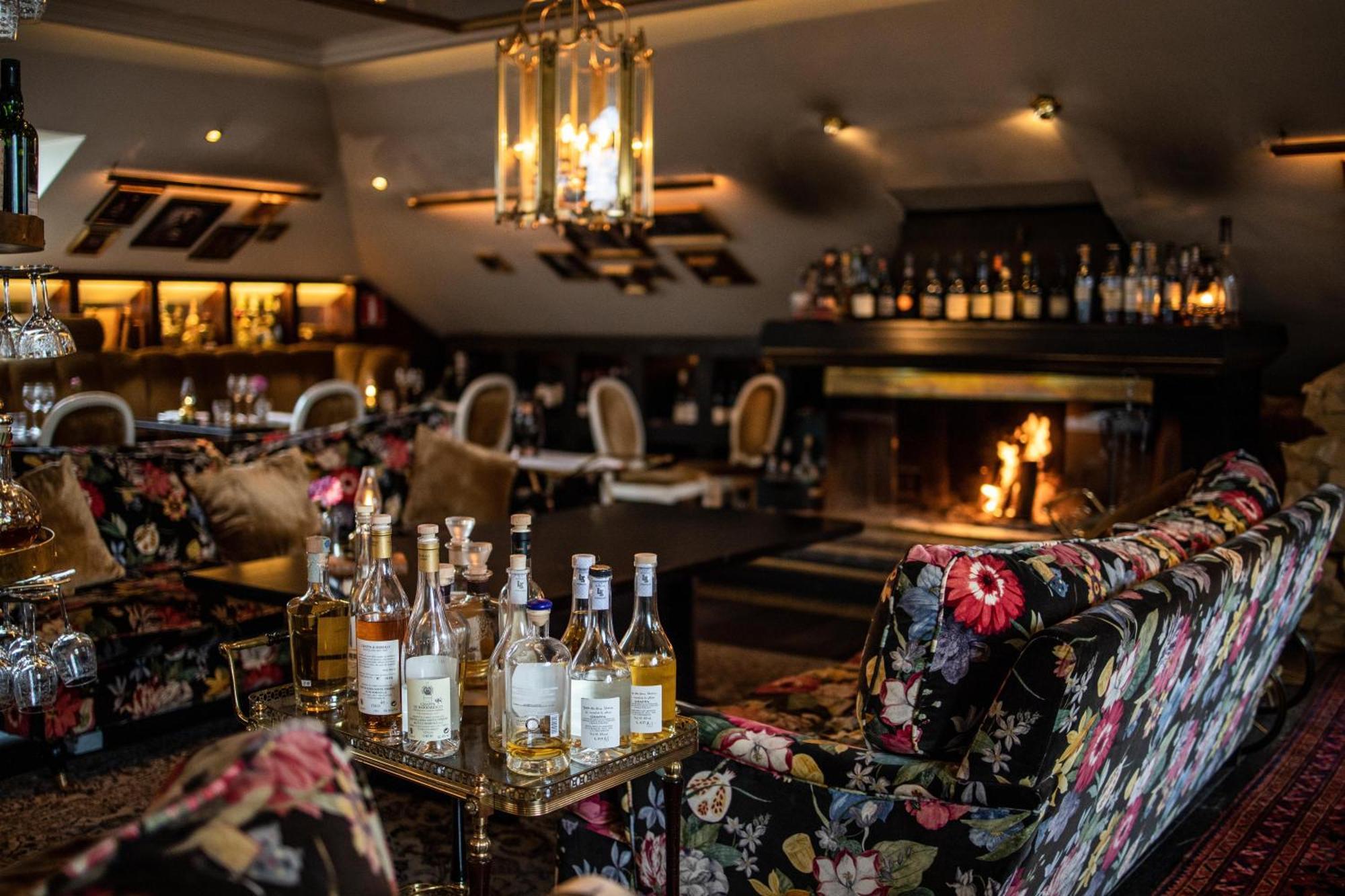 Hotel Pigalle Göteborg Exteriér fotografie The bar at the hotel